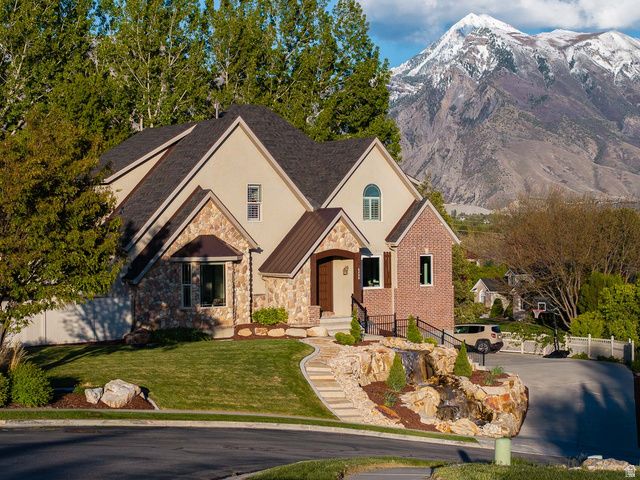 6208 W SKYLINE DR, Highland, UT 84003