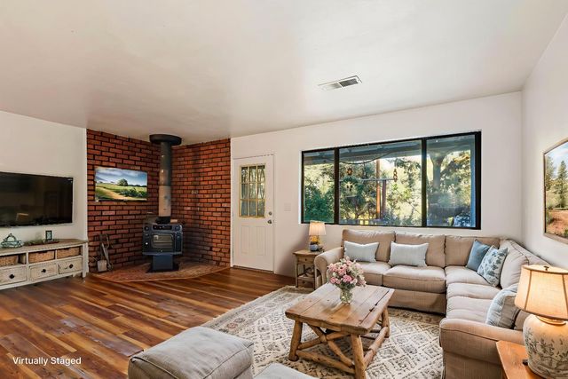 9174 Highway 26, Mokelumne Hill, CA 95245