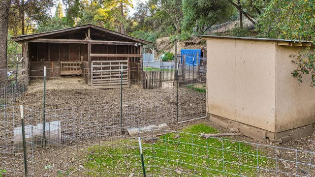 9174 Highway 26, Mokelumne Hill, CA 95245