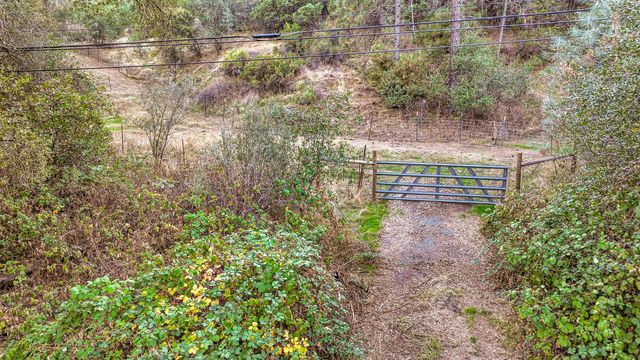 9174 Highway 26, Mokelumne Hill, CA 95245