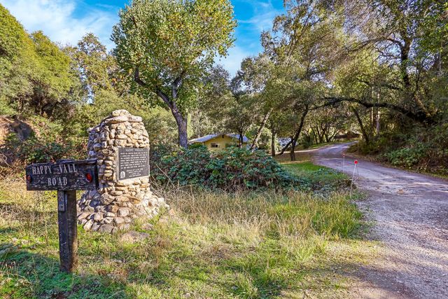 9174 Highway 26, Mokelumne Hill, CA 95245