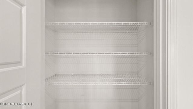 824 Fairway Avenue, Byram, MS 39272