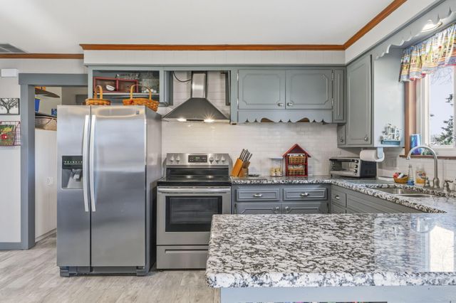 519 W Woodland Street, Springfield, MO 65807