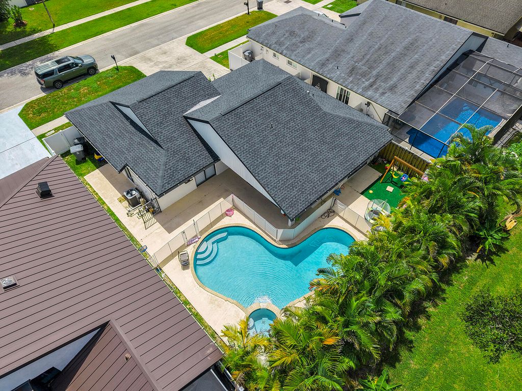 21641 SUTTERS Lane, Boca Raton, FL 33428