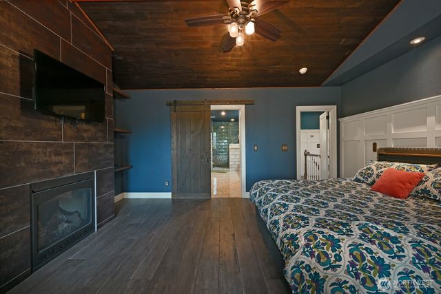 9556 Phinney Avenue N, Seattle, WA 98103