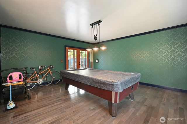 9556 Phinney Avenue N, Seattle, WA 98103
