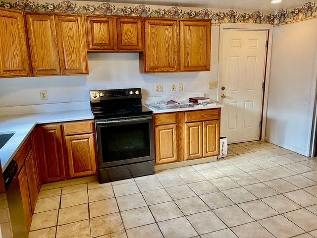 25 Pleasant Street, Ansonia, CT 06401