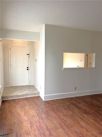 5900 Grelot Road 101, Mobile, AL 36609
