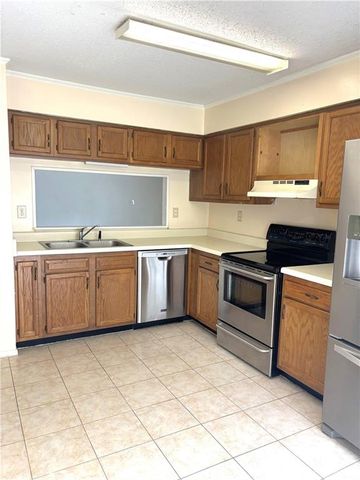 5900 Grelot Road 101, Mobile, AL 36609