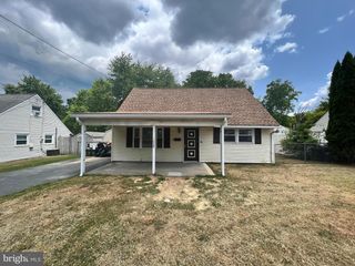 1008 TERRACE BLVD, Trenton, NJ 08618
