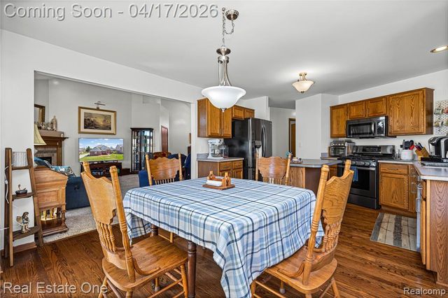 14817 Sparrow Drive, Shelby Twp, MI 48315