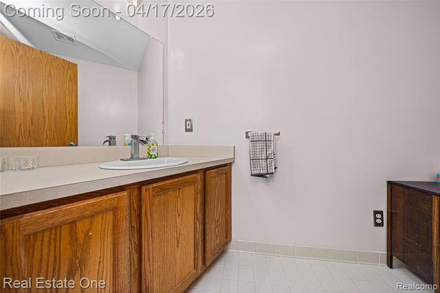 14817 Sparrow Drive, Shelby Twp, MI 48315