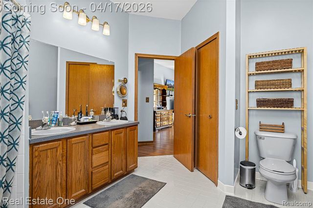 14817 Sparrow Drive, Shelby Twp, MI 48315