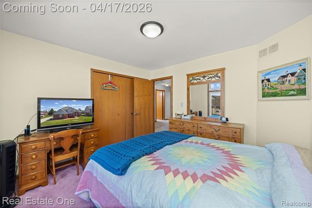 14817 Sparrow Drive, Shelby Twp, MI 48315