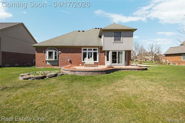 14817 Sparrow Drive, Shelby Twp, MI 48315