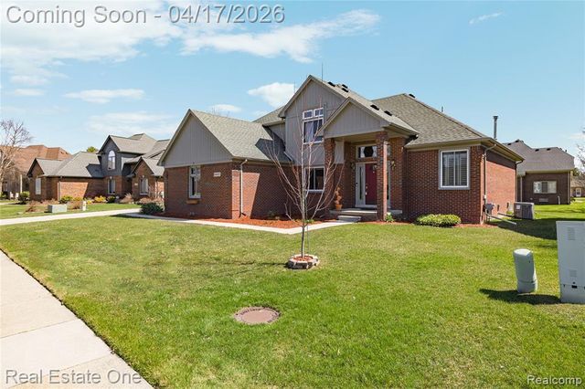 14817 Sparrow Drive, Shelby Twp, MI 48315