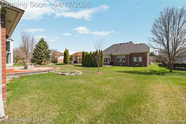 14817 Sparrow Drive, Shelby Twp, MI 48315