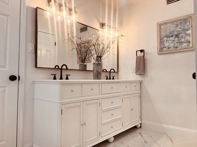 7720 Radford Circle, Plano, TX 75025