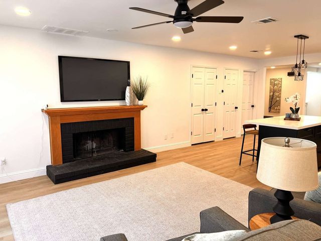 7720 Radford Circle, Plano, TX 75025