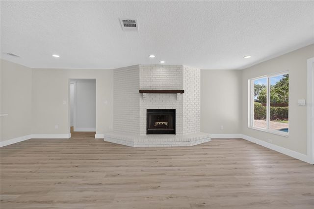 1225 HOFFNER AVENUE, Orlando, FL 32809