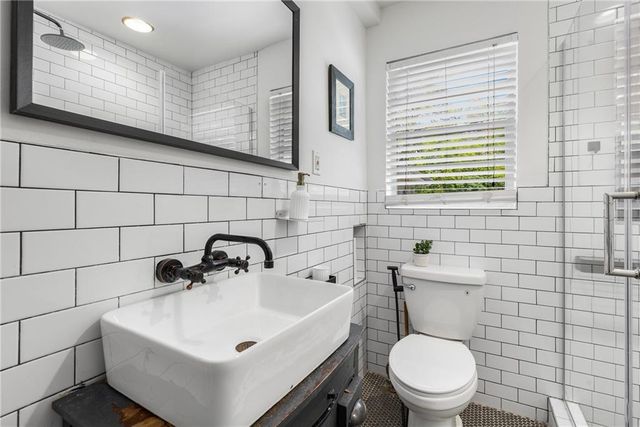 2240 Cheshire Bridge NE Road 206, Atlanta, GA 30324