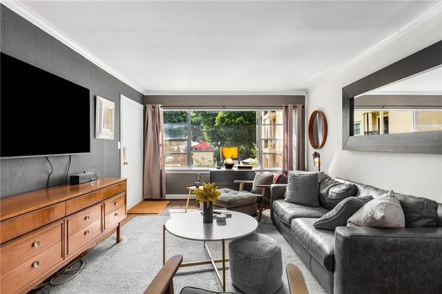 2240 Cheshire Bridge NE Road 206, Atlanta, GA 30324