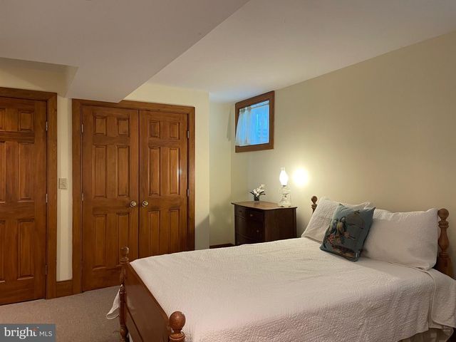521 DEARING RD, Huntly, VA 22640
