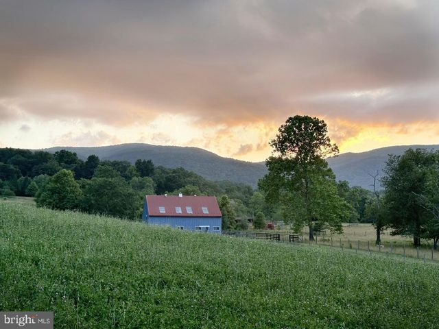 521 DEARING RD, Huntly, VA 22640