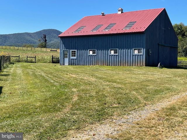 521 DEARING RD, Huntly, VA 22640