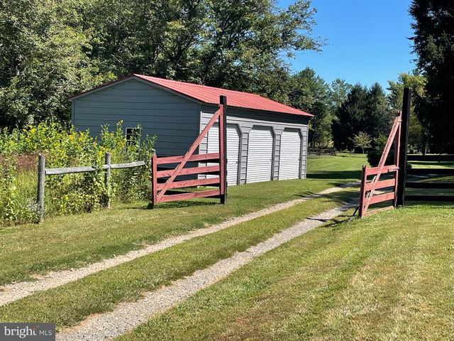 521 DEARING RD, Huntly, VA 22640