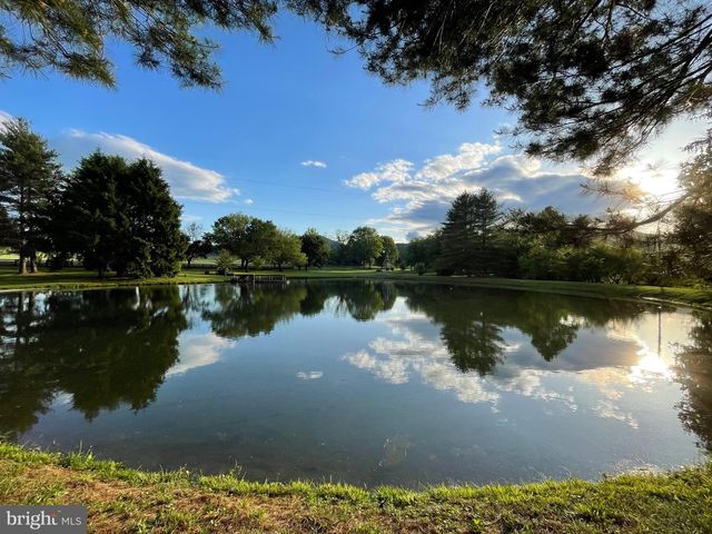 521 DEARING RD, Huntly, VA 22640