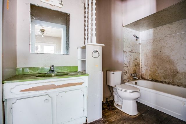 600 N 4th Street, Ballinger, TX 76821