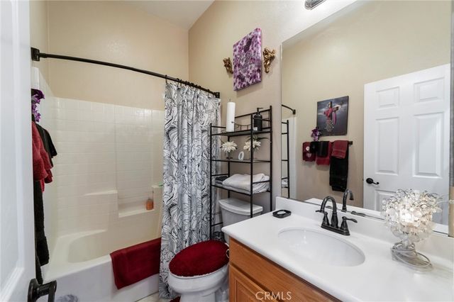 29325 Sparkling Drive, Menifee, CA 92584