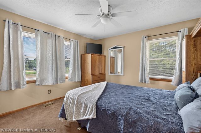 4511 Alma Highway, Van Buren, AR 72956