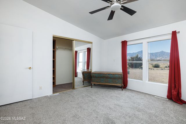 9398 E Bloomfield Road, Hereford, AZ 85615