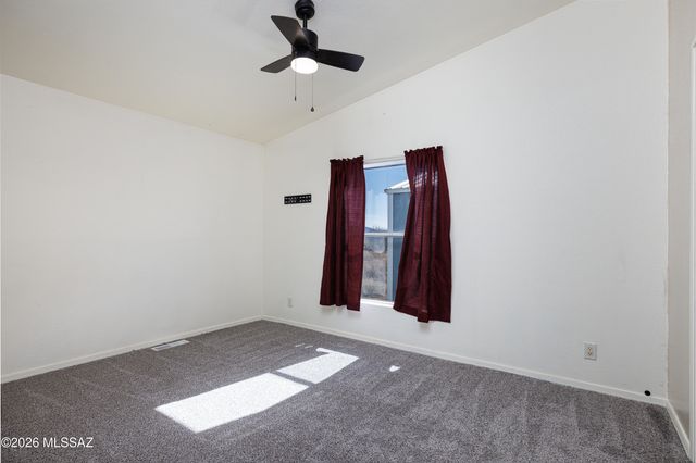 9398 E Bloomfield Road, Hereford, AZ 85615