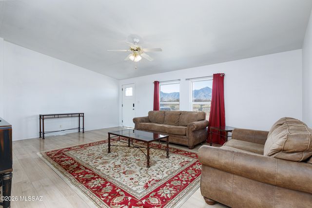 9398 E Bloomfield Road, Hereford, AZ 85615