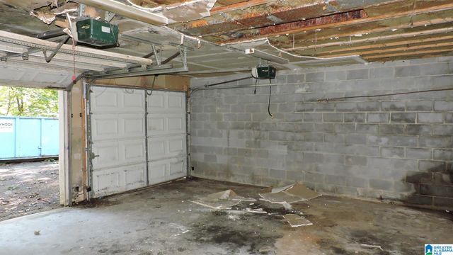 1146 OAKRIDGE DRIVE, Leeds, AL 35094