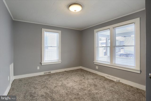 425 E WALNUT ST, Lewistown, PA 17044