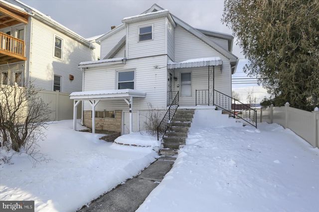 425 E WALNUT ST, Lewistown, PA 17044