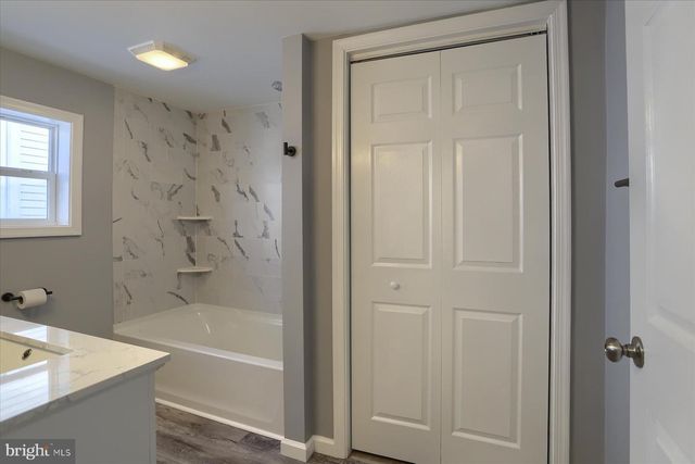 425 E WALNUT ST, Lewistown, PA 17044