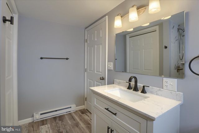 425 E WALNUT ST, Lewistown, PA 17044