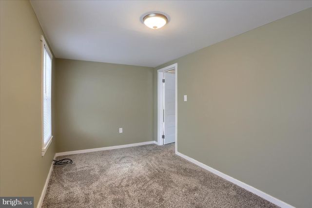 425 E WALNUT ST, Lewistown, PA 17044