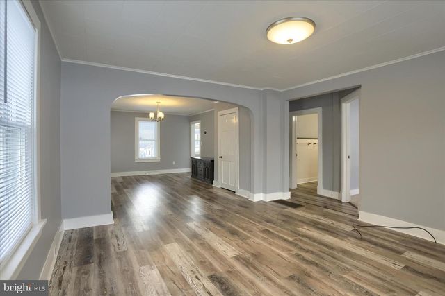 425 E WALNUT ST, Lewistown, PA 17044