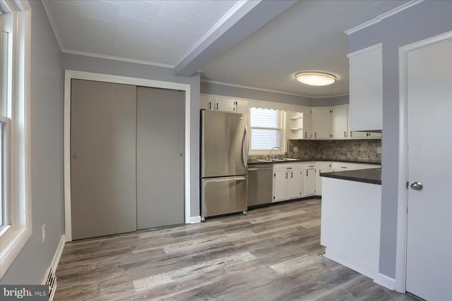 425 E WALNUT ST, Lewistown, PA 17044