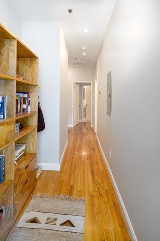 11 Wyman St 2B, Boston, MA 02130