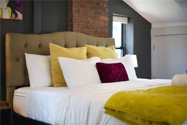 103 57th St, Lawrenceville, PA 15201