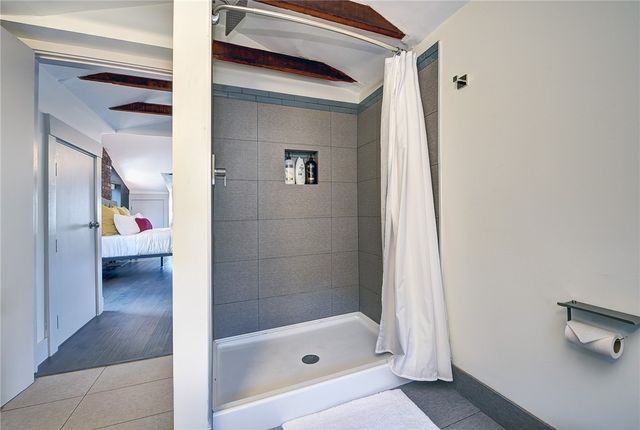 103 57th St, Lawrenceville, PA 15201