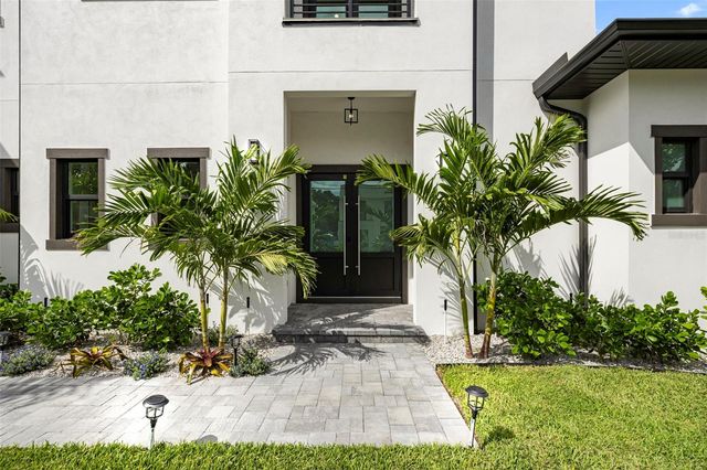 3701 S LYNWOOD AVENUE, Tampa, FL 33611