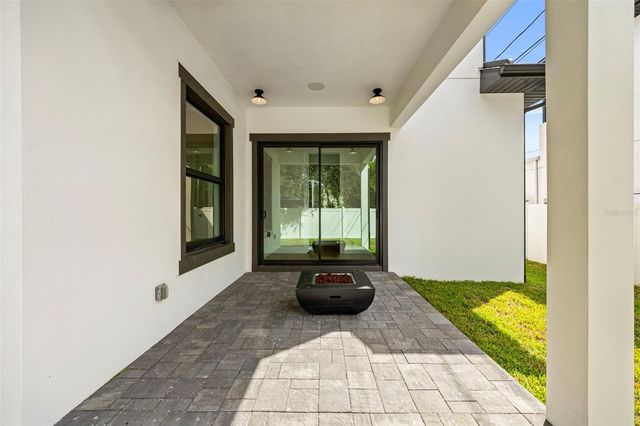 3701 S LYNWOOD AVENUE, Tampa, FL 33611